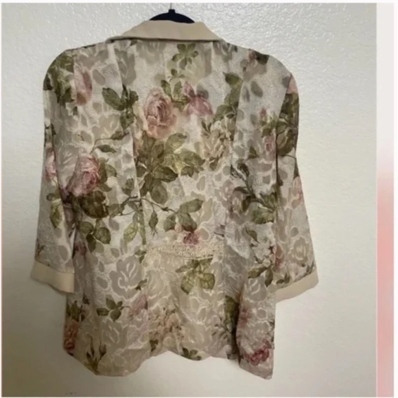 Collared Sheer Floral Lace Boho Peasant Hipster Hippie Art Romantic Classy Top - Picture 2 of 3